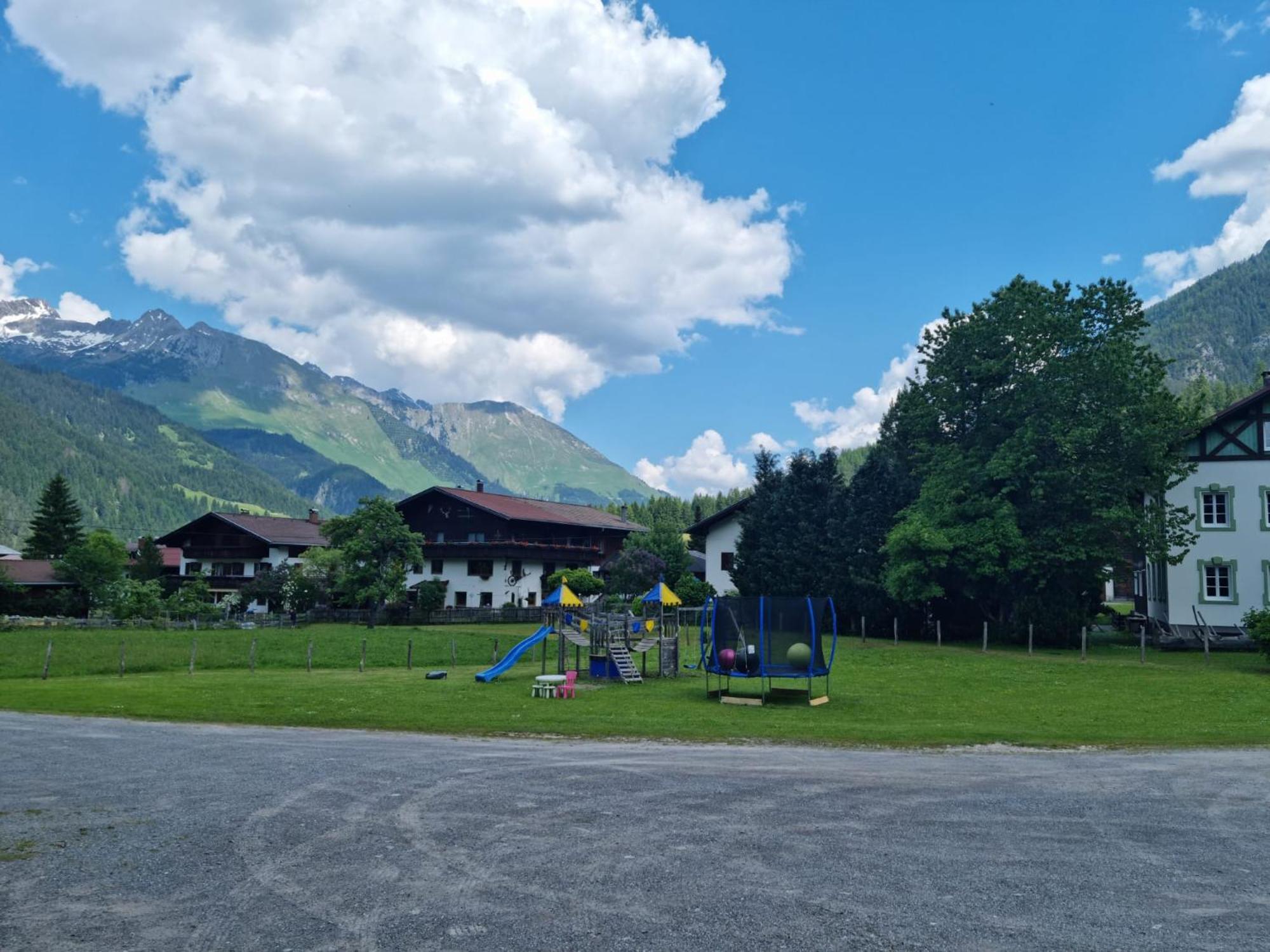 Haus Huber Lägenhet Bach  Exteriör bild