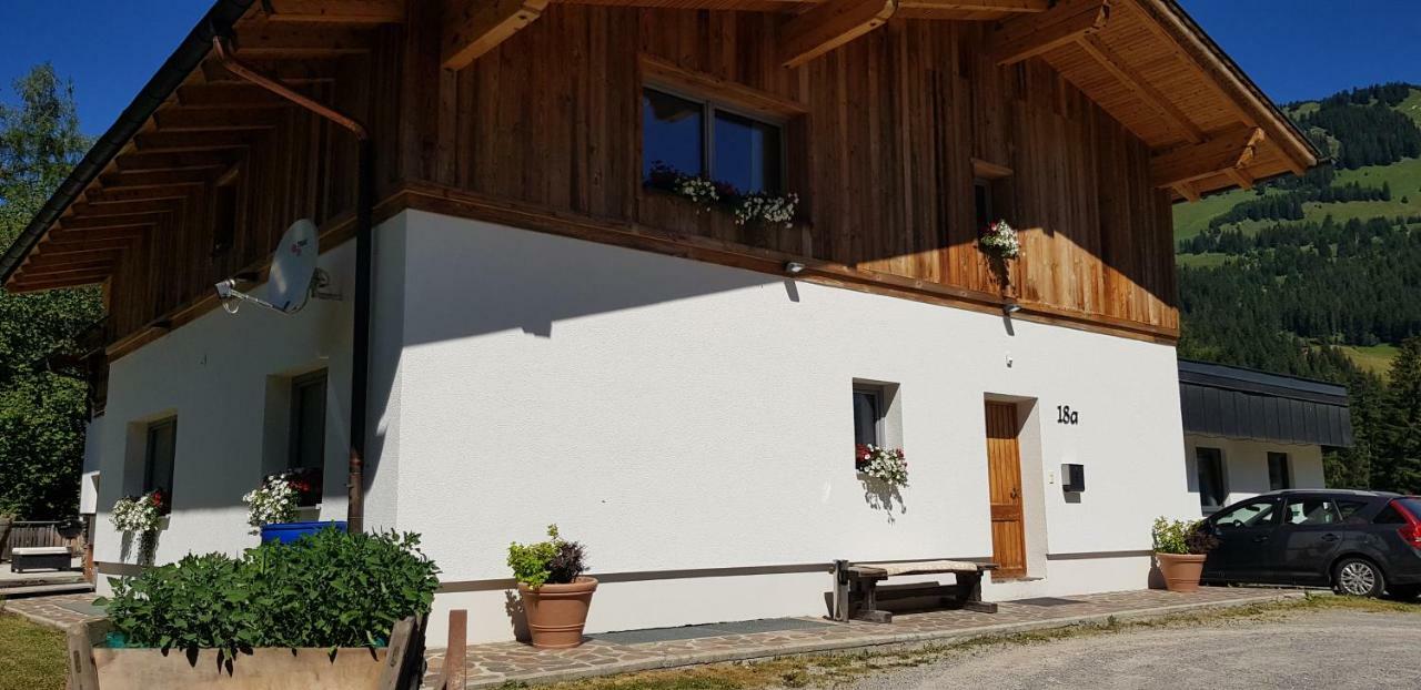 Haus Huber Lägenhet Bach  Exteriör bild
